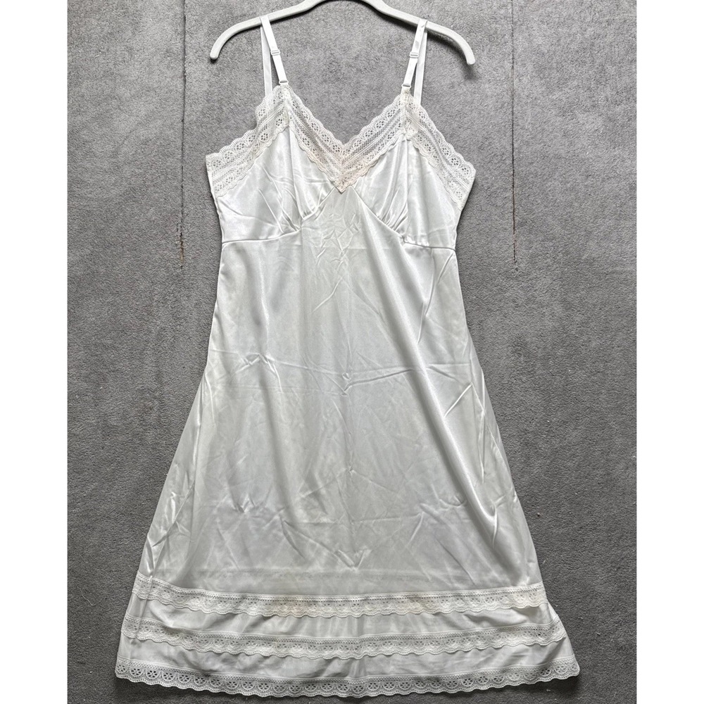 Vintage Babydoll Slip Dress White Nylon Lace Size 40 Large Lingerie Nightgown